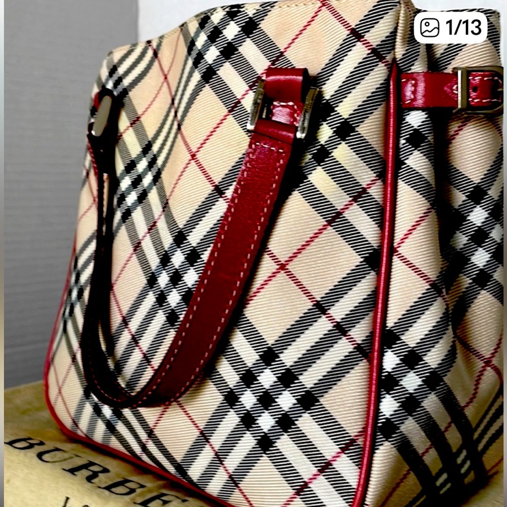 AUTHENTIC BLUE LABEL BURBERRY BAG.